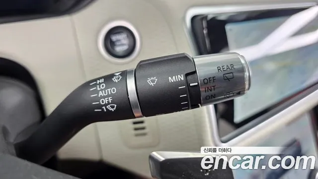 Land Rover Range Rover Velar — Фото автомобиля 27