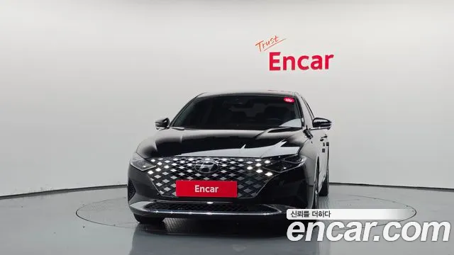 Hyundai Grandeur New — Фото автомобиля 3