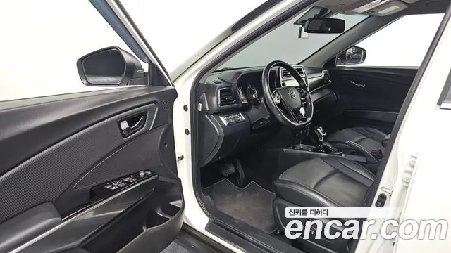 KG_Mobility_Ssangyong TIBOLI Very New Tivoli Бензин 1.5 2WD — Фото автомобиля 10