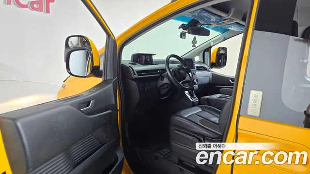 Hyundai Staria — Фото автомобиля 15