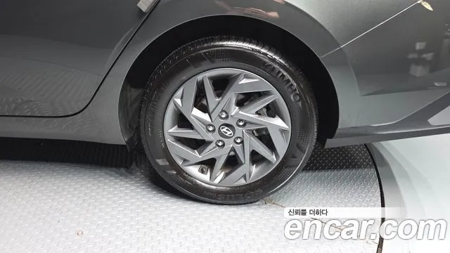 Hyundai Avante — Фото автомобиля 6