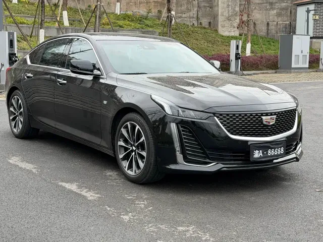 Cadillac CT5 — Фото автомобиля 3
