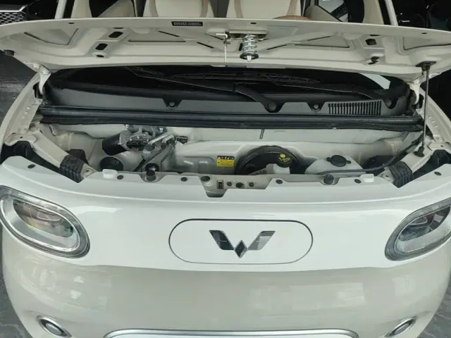 Wuling Hongguang Mini EV — Фото автомобиля 19