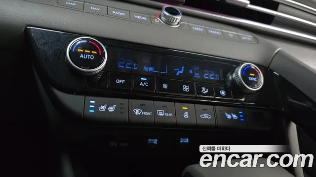 Hyundai AVANTE Avante (CN7) — Фото автомобиля 28