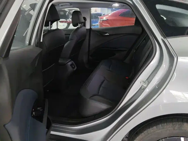 Buick Velite 6 — Фото автомобиля 11