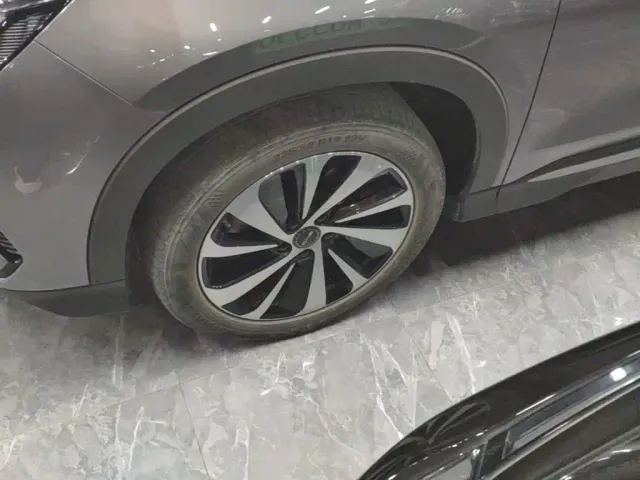 BYD Song PLUS — Фото автомобиля 22