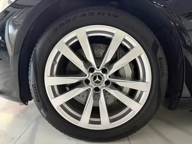 Mercedes-Benz S-Class — Фото автомобиля 11