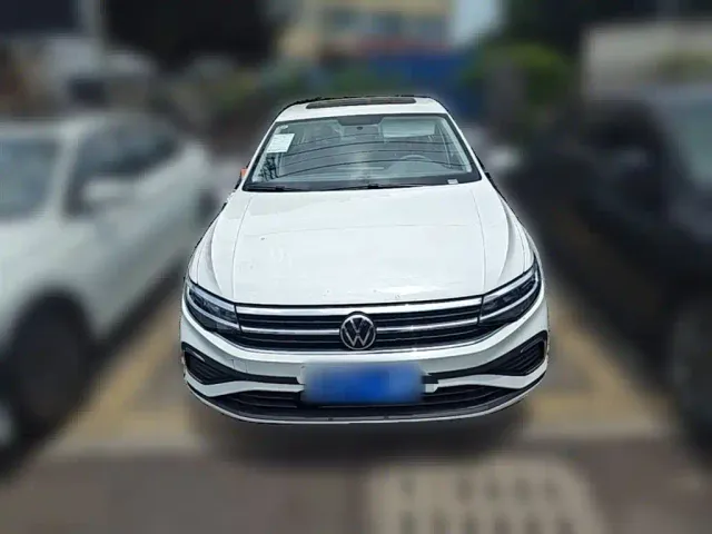 Volkswagen Bora — Фото автомобиля 4