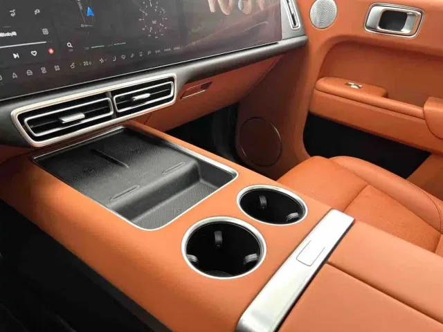 Li Auto L7 — Фото автомобиля 7