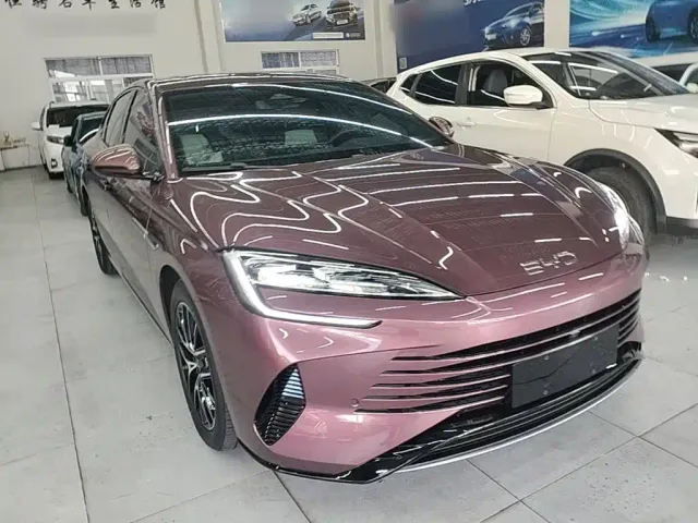 BYD Seal — Фото автомобиля 3