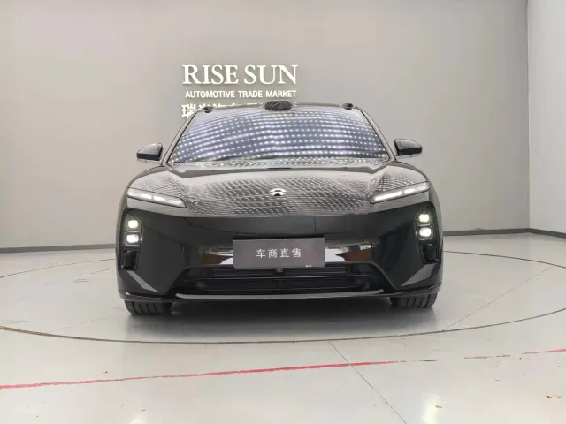 Nio ET5 Touring — Фото автомобиля 3