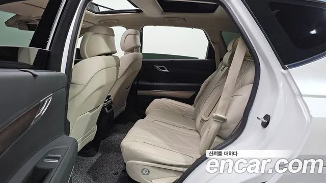 Genesis GV80 — Фото автомобиля 18