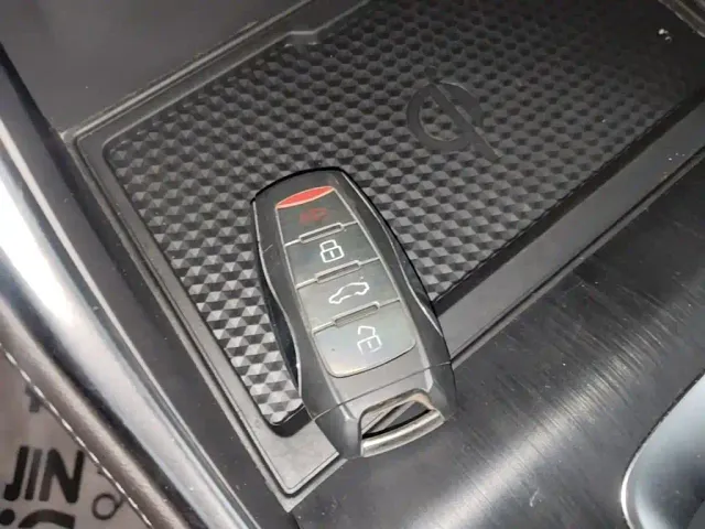 Haval H6 — Фото автомобиля 8