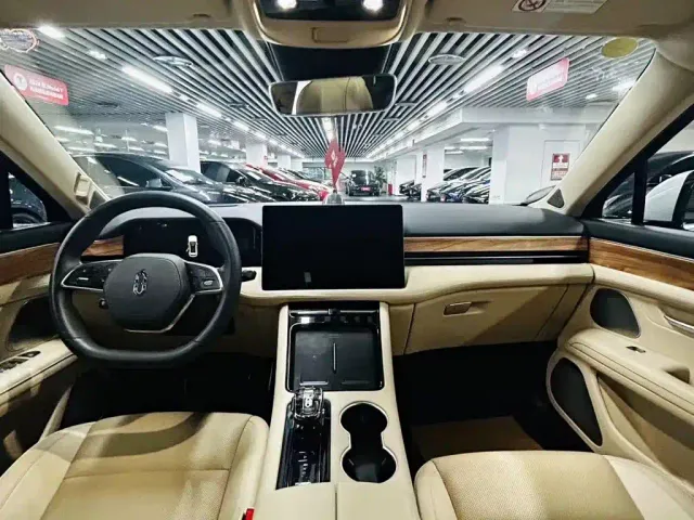 Aito M5 — Фото автомобиля 8