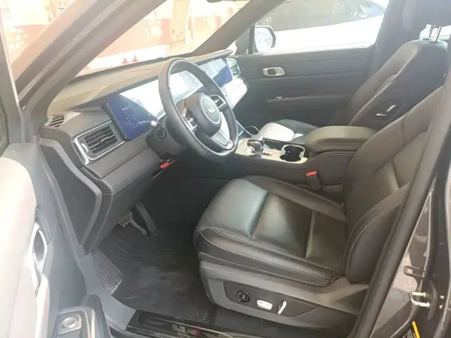 Li Auto ONE — Фото автомобиля 14