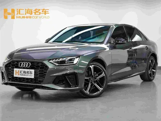 Фотография автомобиля — Audi A4L