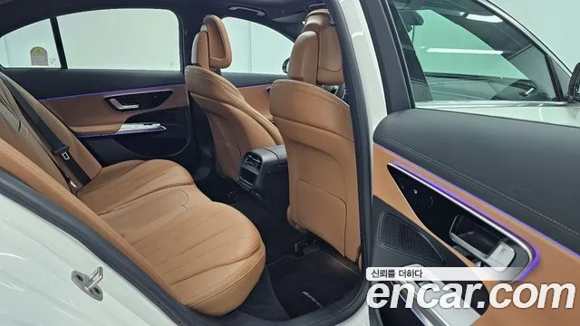 Mercedes-Benz E-Class W214 — Фото автомобиля 10