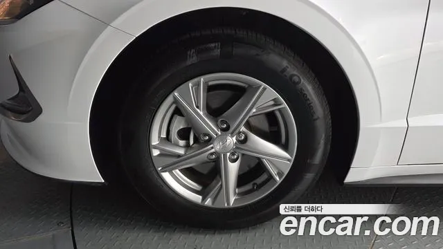 Hyundai Sonata Sonata (DN8) 2.0 LPG(Для проката) — Фото автомобиля 5