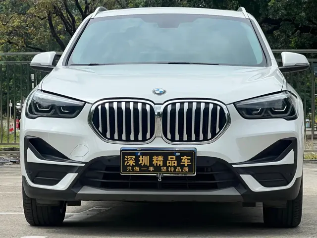 BMW X1 — Фото автомобиля 2