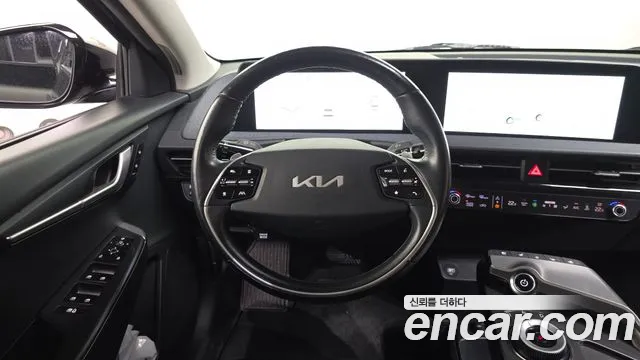 Kia EV6 — Фото автомобиля 13