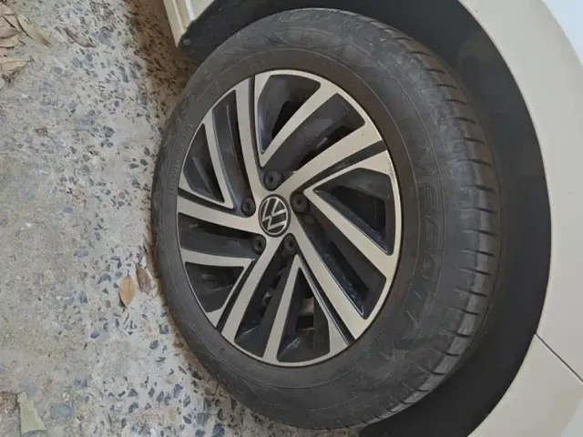 Volkswagen Lavida — Фото автомобиля 6