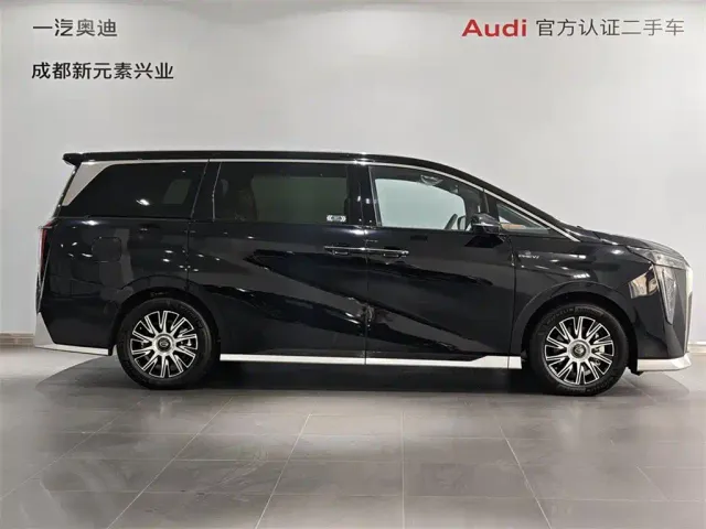 GAC Trumpchi E9 — Фото автомобиля 3