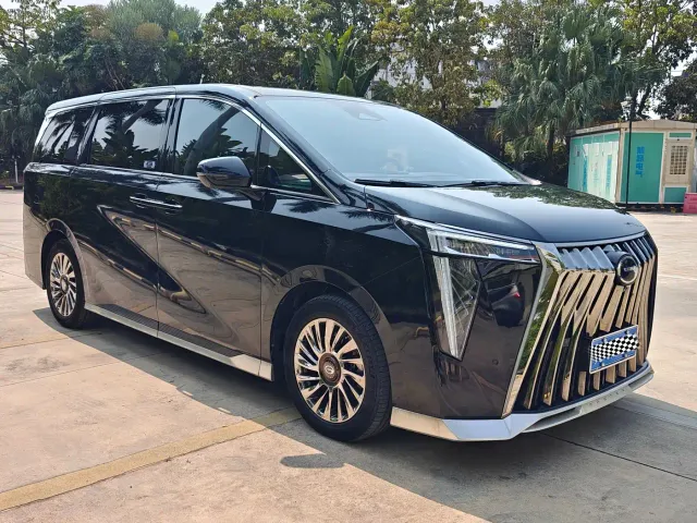 GAC Trumpchi M8 — Фото автомобиля 3