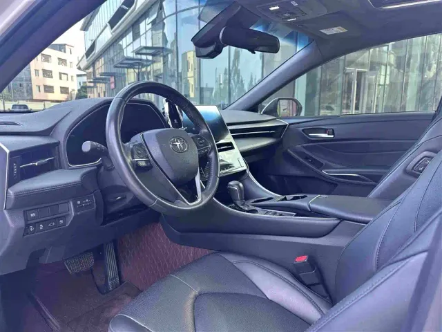 Toyota Avalon — Фото автомобиля 11