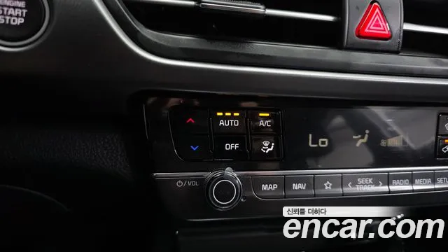 Kia Seltos Новый Seltos Бензин 2.0 2WD — Фото автомобиля 30