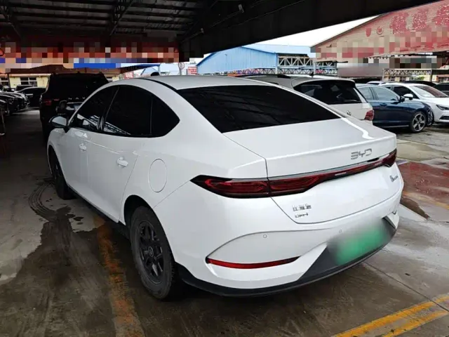 BYD Qin PLUS — Фото автомобиля 4