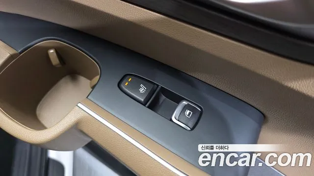 Kia Sorento Новый Sorento 4 поколение Бензин 2.5T 2WD — Фото автомобиля 19