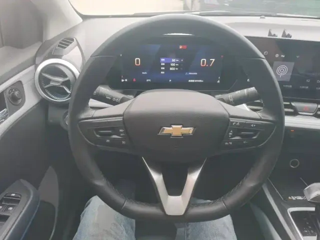 Chevrolet Monza — Фото автомобиля 10