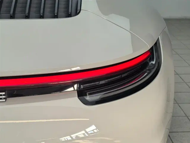 Porsche 911 — Фото автомобиля 18