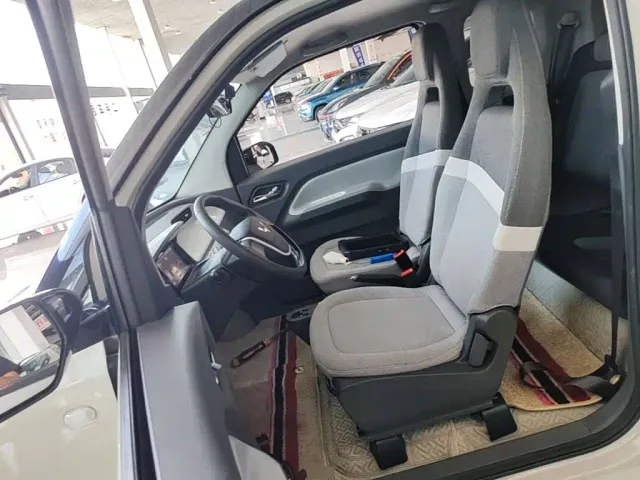 Wuling Hongguang Mini EV — Фото автомобиля 14