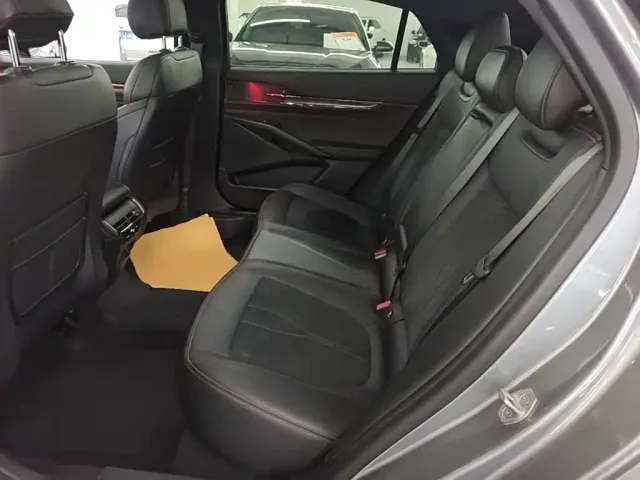 Ford Mondeo — Фото автомобиля 16