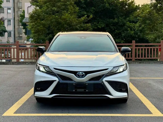 Toyota Camry — Фото автомобиля 3