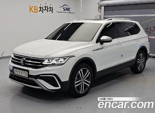 Фотография автомобиля — Volkswagen Tiguan