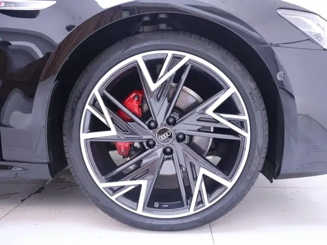 Audi Audi A7L 2024 45 TFSI quattro Black Warrior Edition — Фото автомобиля 6