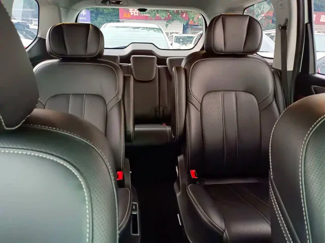 GAC Trumpchi M6 — Фото автомобиля 12