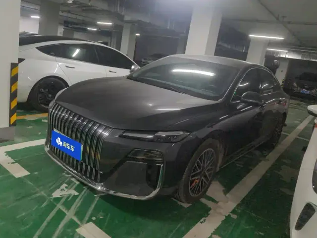 Фотография автомобиля — Roewe M7 DMH