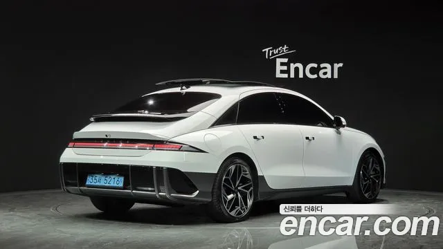 Hyundai Ioniq6 — Фото автомобиля 2
