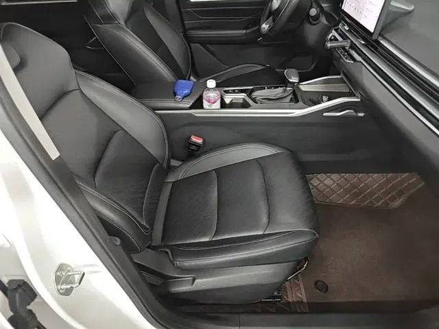 Geely Emgrand — Фото автомобиля 24