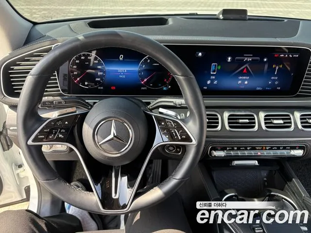 Mercedes-Benz GLE-Class — Фото автомобиля 11