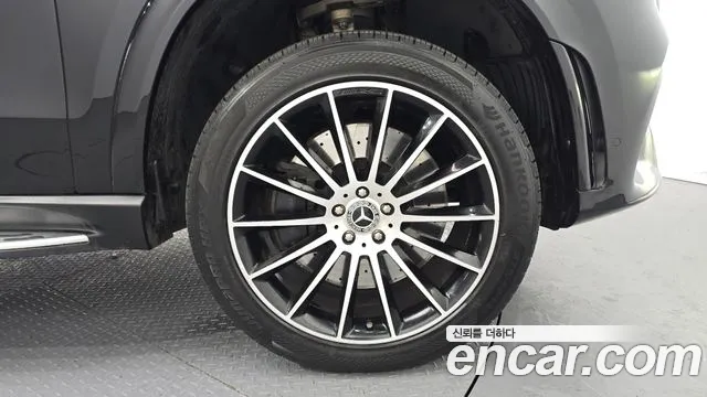 Mercedes-Benz GLE-Class — Фото автомобиля 5
