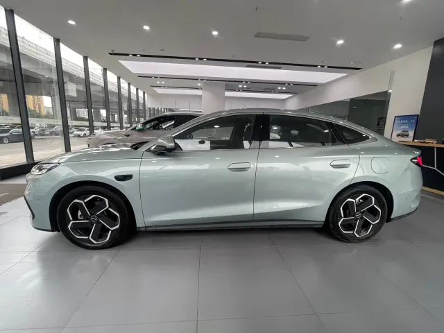 BYD Seal 06 New Energy 2025 DM-i Smart Drive Edition 120KM Flagship — Фото автомобиля 4