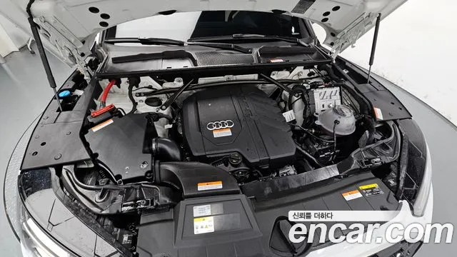 Audi Q5 45 TFSI quattro Premium — Фото автомобиля 6