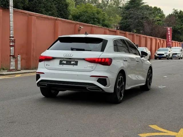 Audi A3 — Фото автомобиля 4