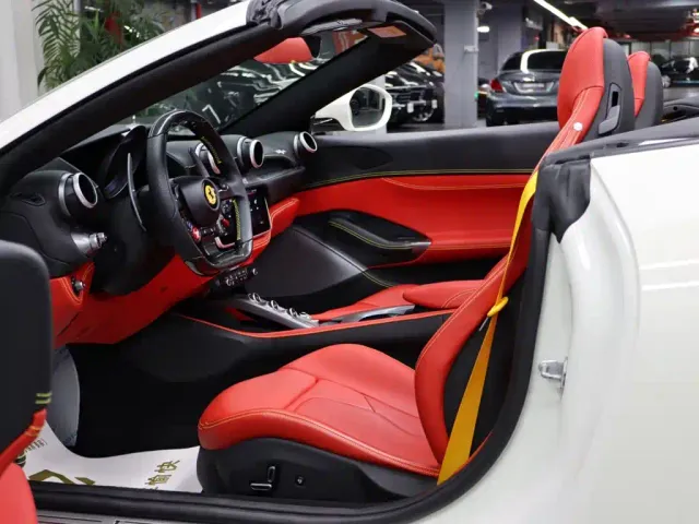 Ferrari Portofino — Фото автомобиля 6