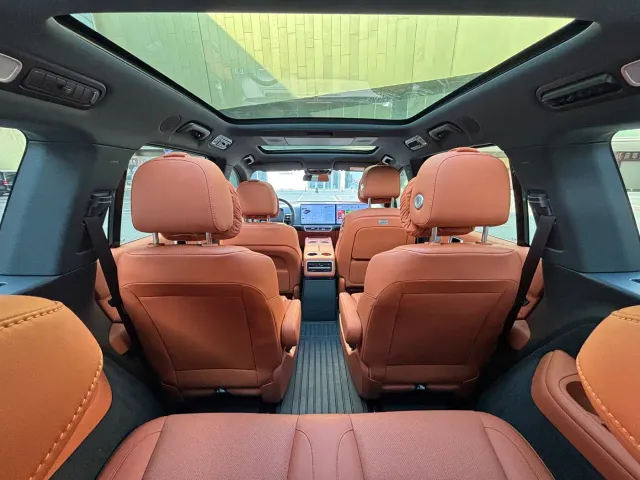 Li Auto L9 — Фото автомобиля 7