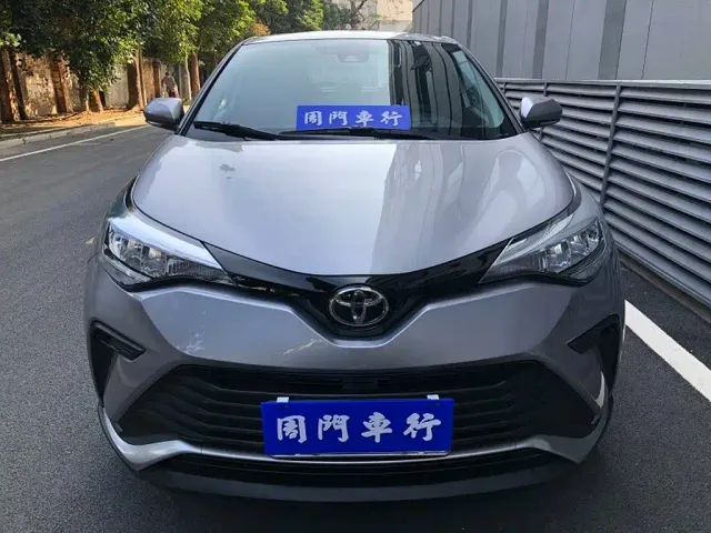 Toyota IZOA — Фото автомобиля 2